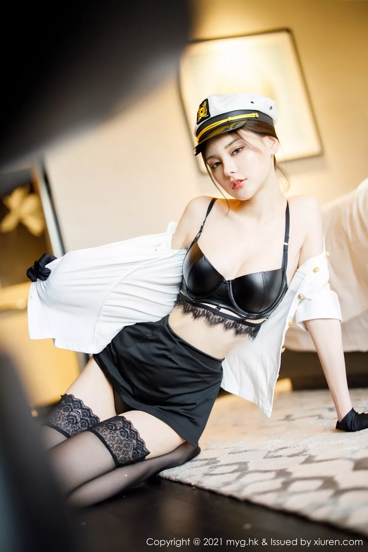 秀人集.com_[MyGirl美媛馆]Vol.539_嫩模小夕juju私房女警主题皮内衣配黑色蕾丝袜极致魅惑写真91P